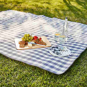 red and white picnic rug